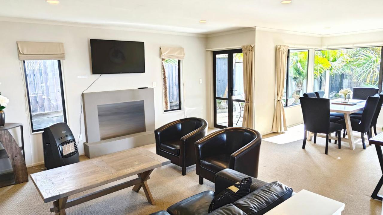 Stunning Family Home Auckland Eksteriør billede